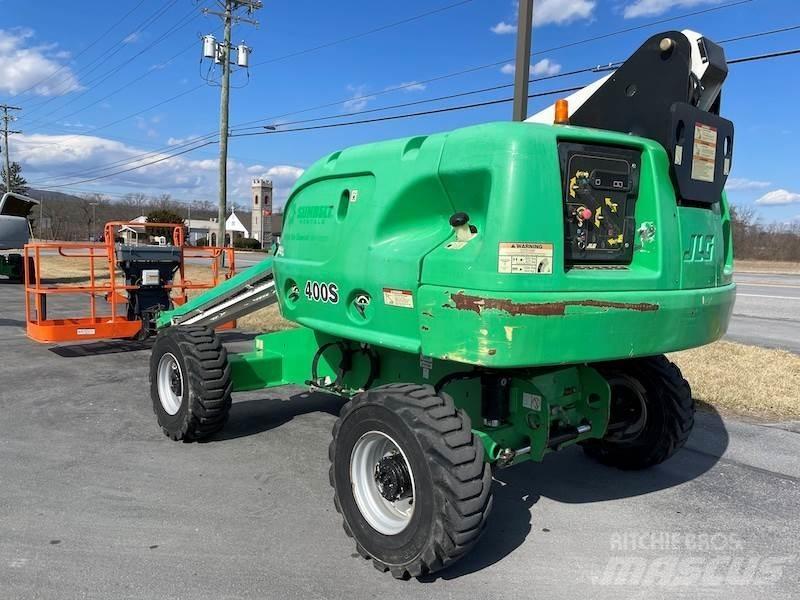 JLG 400S Teleskopické plošiny