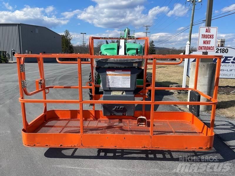 JLG 400S Teleskopické plošiny