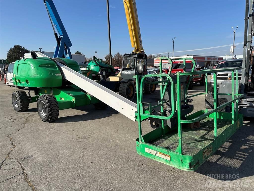JLG 400S Teleskopické plošiny