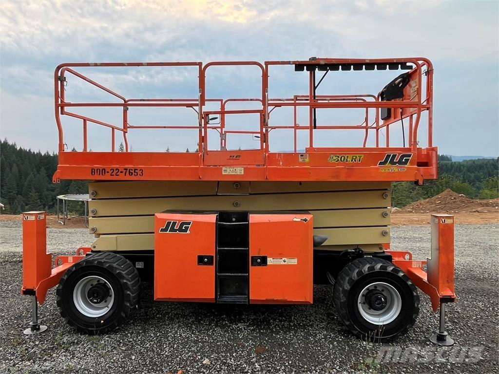 JLG 430LRT Nožnicové zdvíhacie plošiny