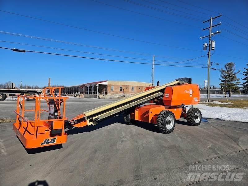 JLG 600S Teleskopické plošiny