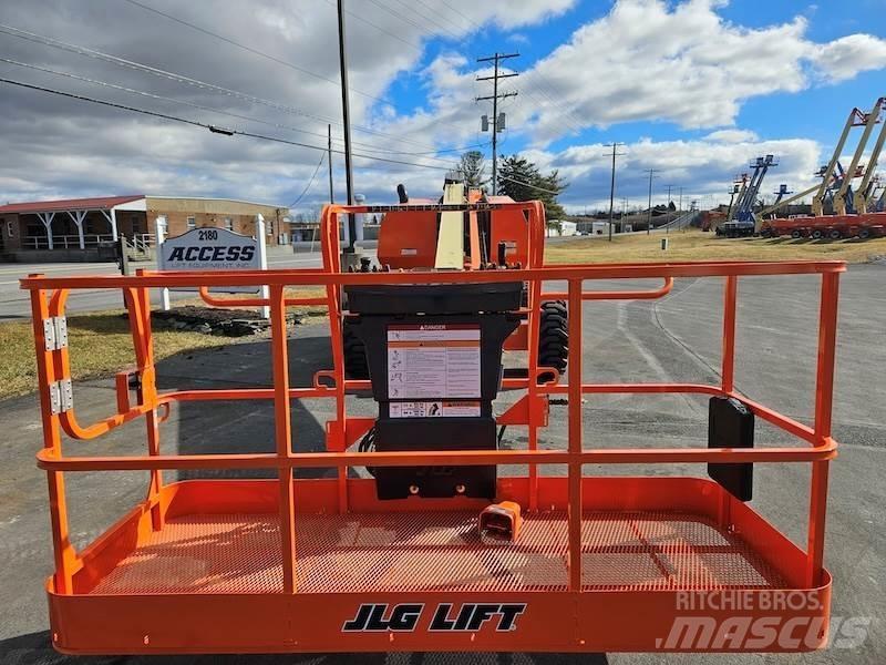 JLG 600S Teleskopické plošiny