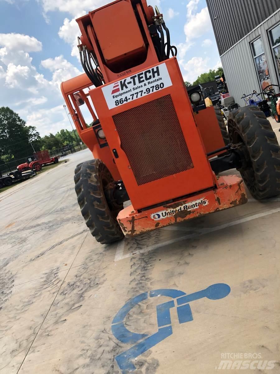JLG 6042 Teleskopické manipulátory