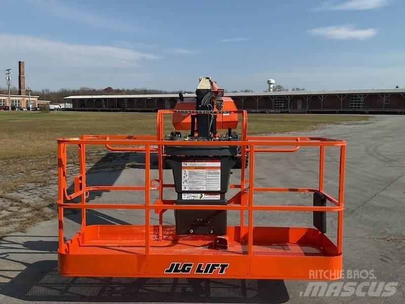 JLG 860SJ Teleskopické plošiny