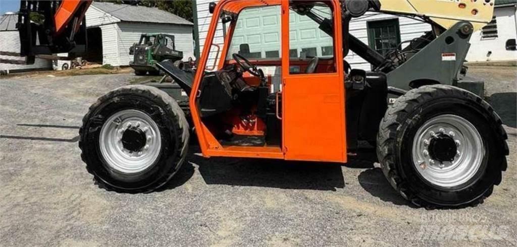 JLG G6-42A Teleskopické manipulátory