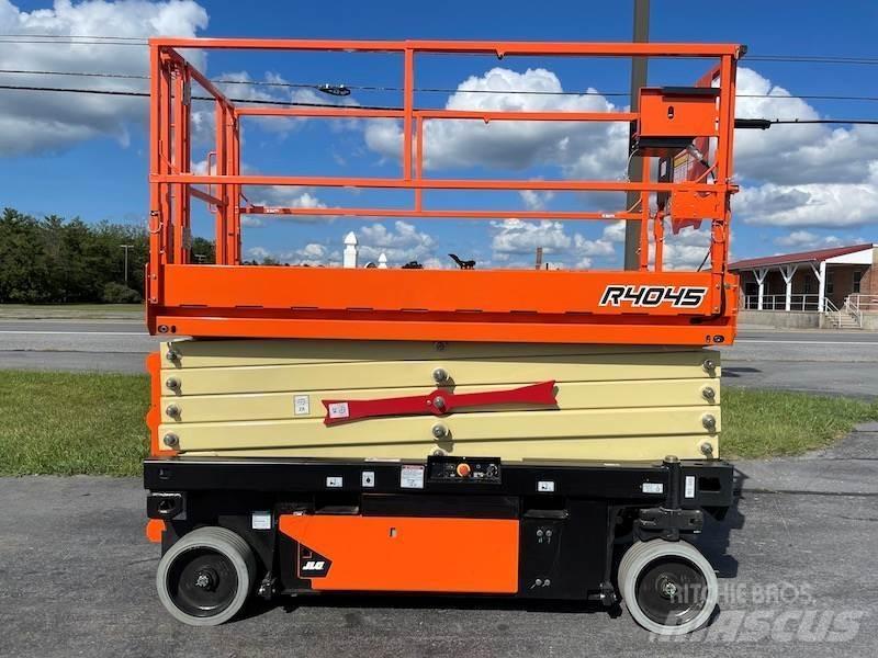 JLG R4045 Nožnicové zdvíhacie plošiny
