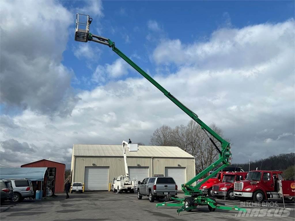 JLG T500J Prívesové plošiny