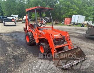 Kubota B21 Traktory
