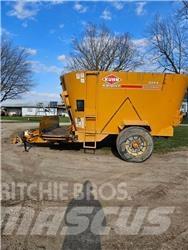 Kuhn 5144 Miešačky krmív
