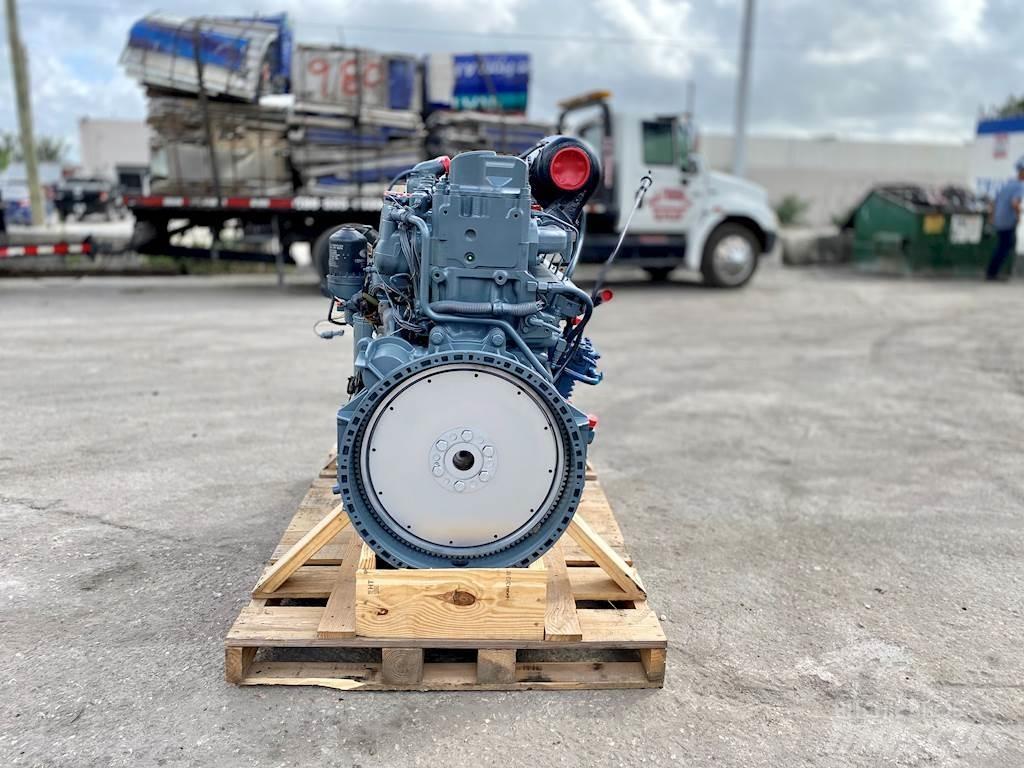 Mack E7 Motory