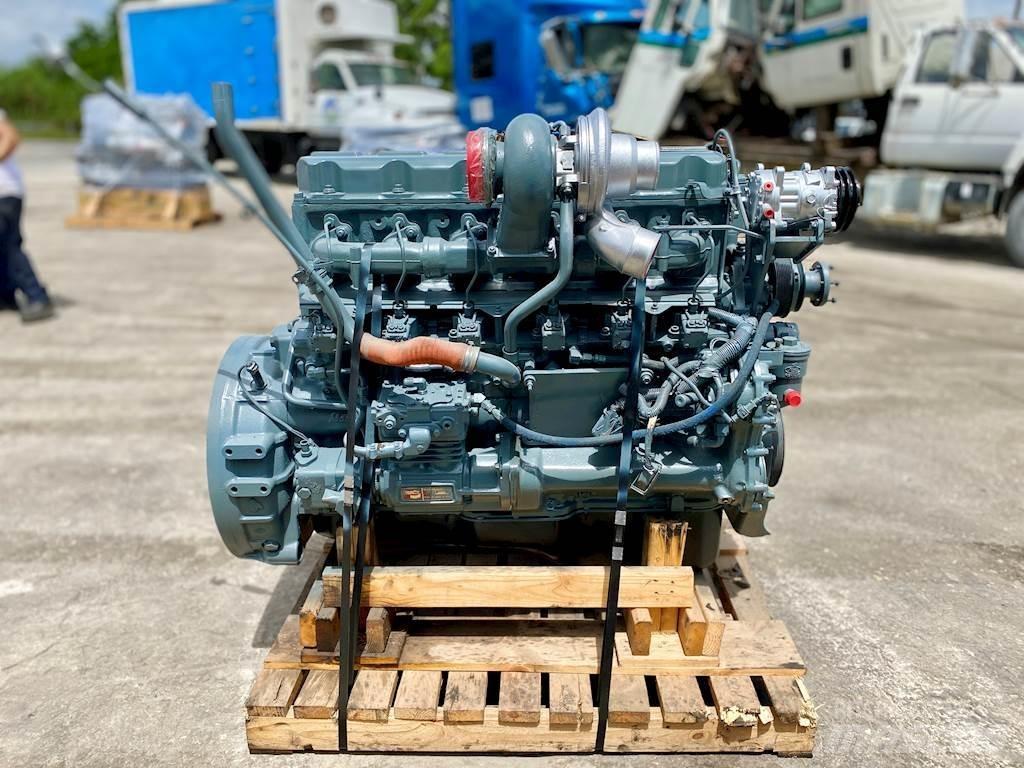 Mack E7 Motory