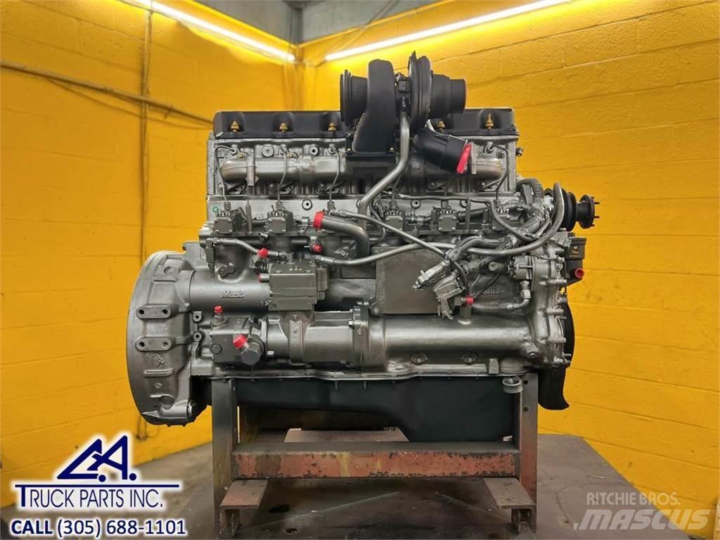 Mack E7 Motory