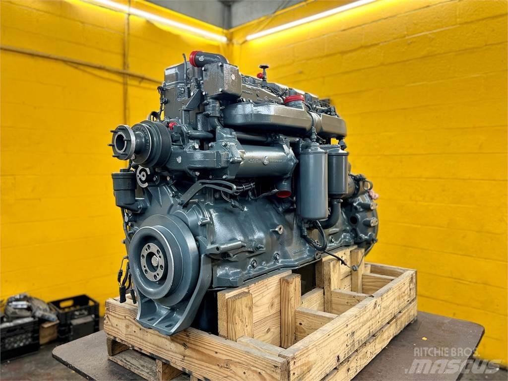 Mack E7 Motory