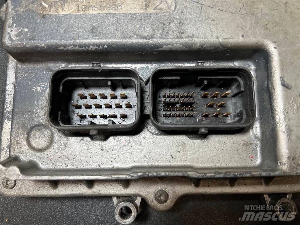 Mack E7 Elektronika