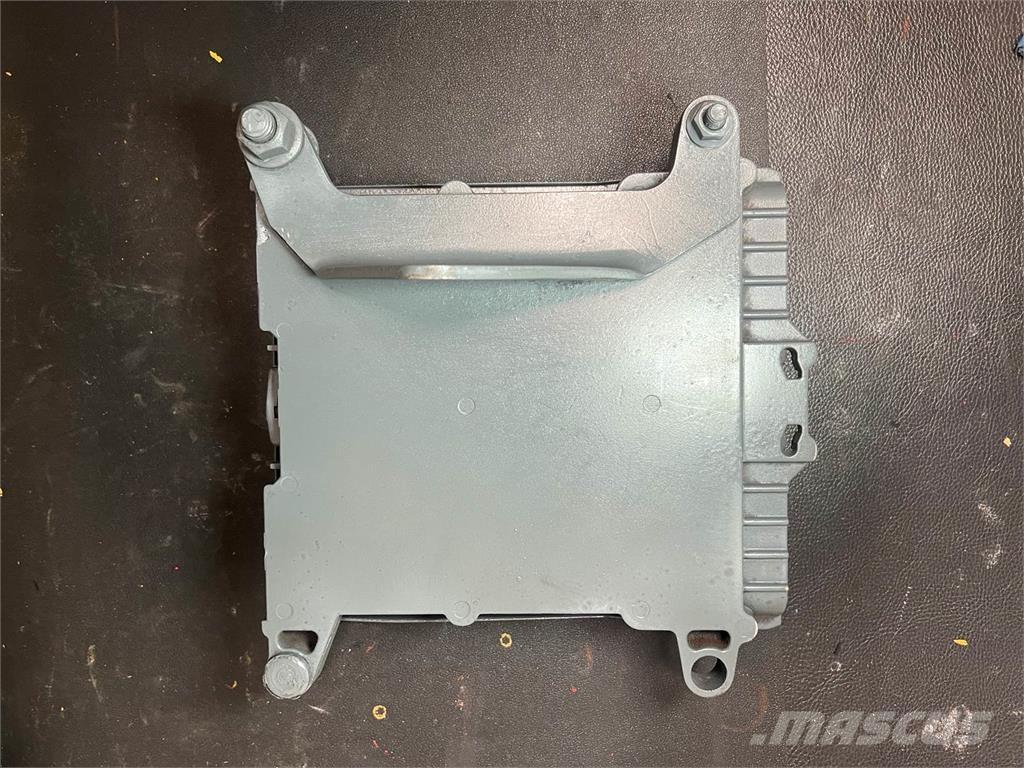 Mack E7 Elektronika