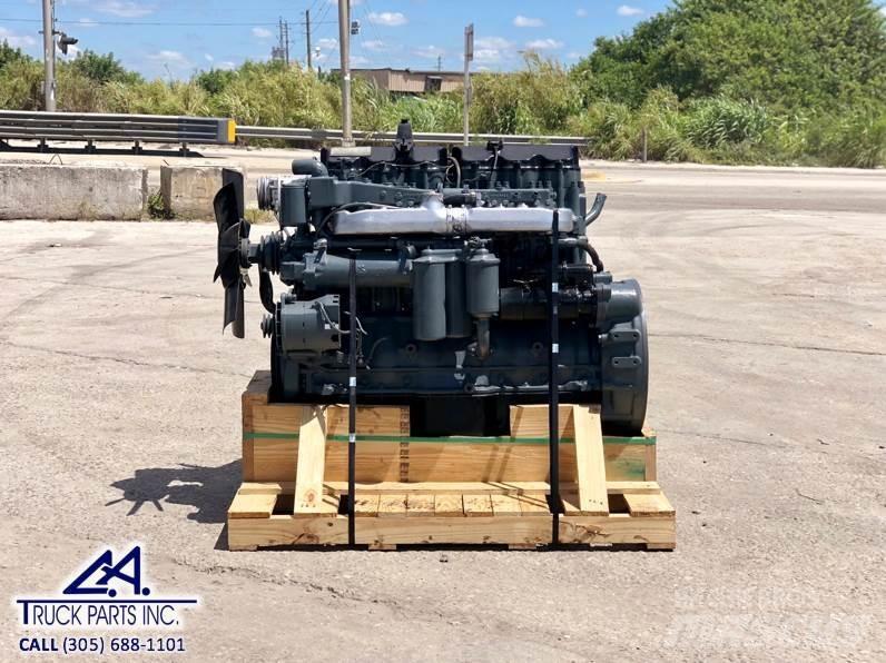 Mack E7 Motory