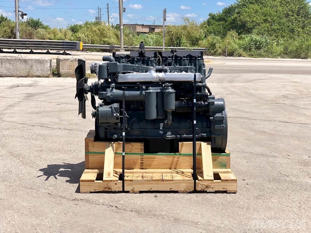 Mack E7 Motory