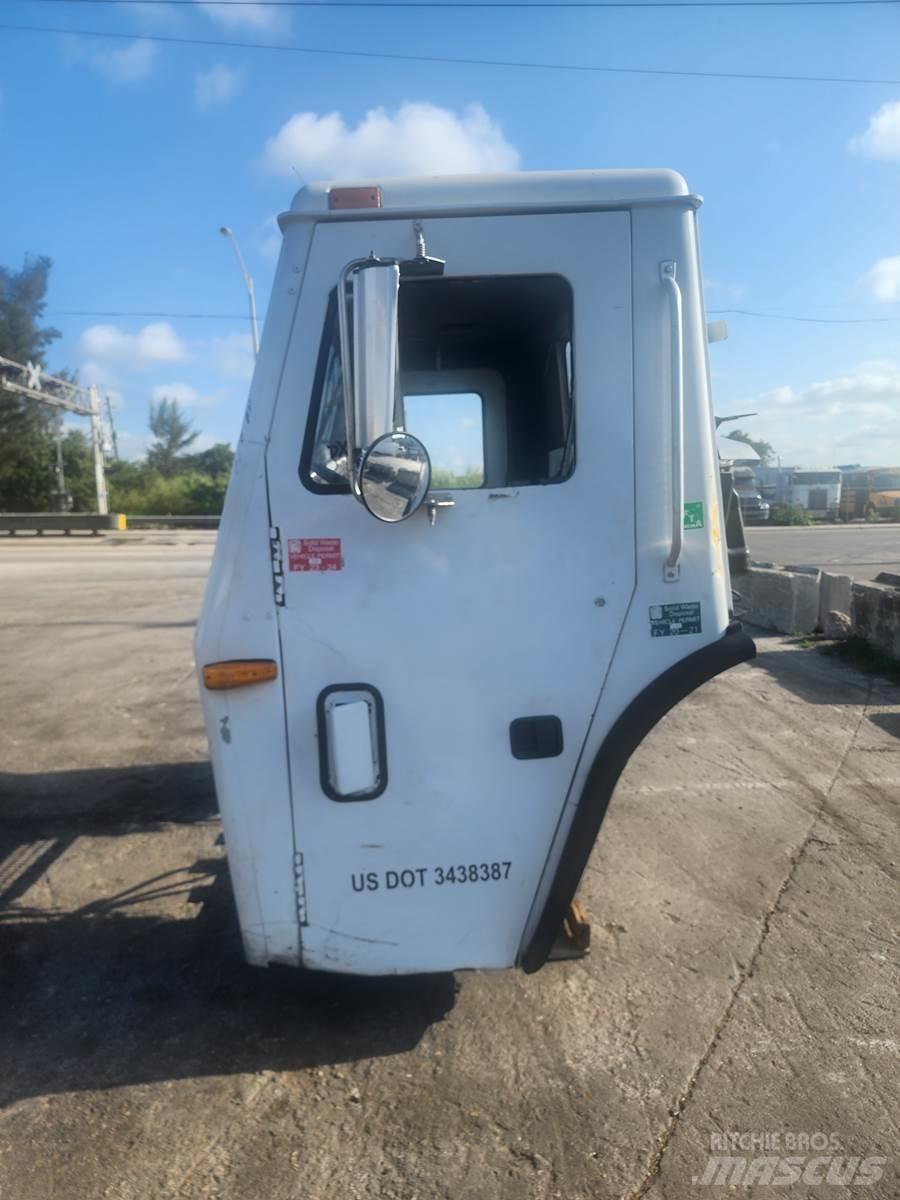 Mack LE613 Doprava – ostatné