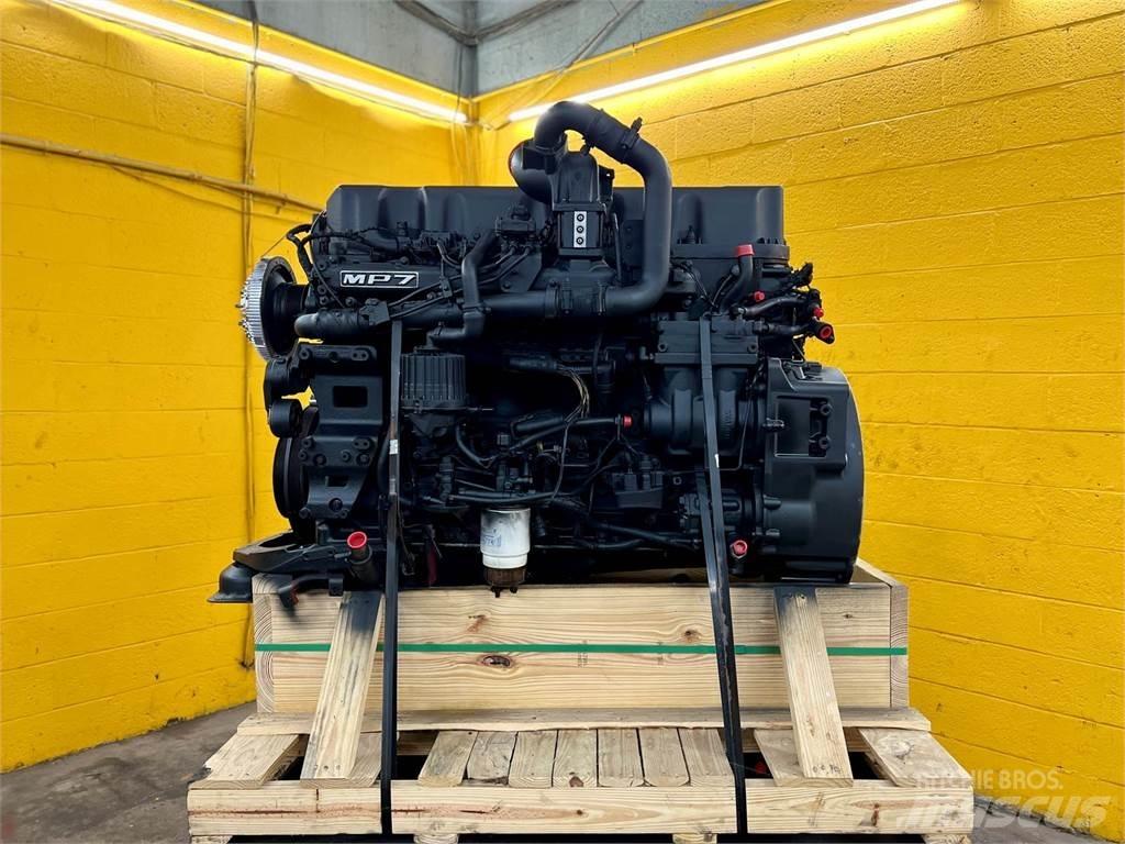 Mack MP7 Motory