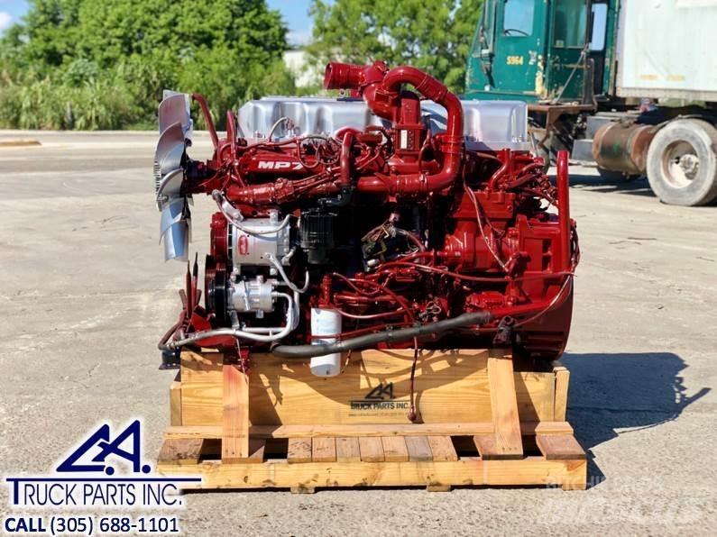 Mack MP7 Motory