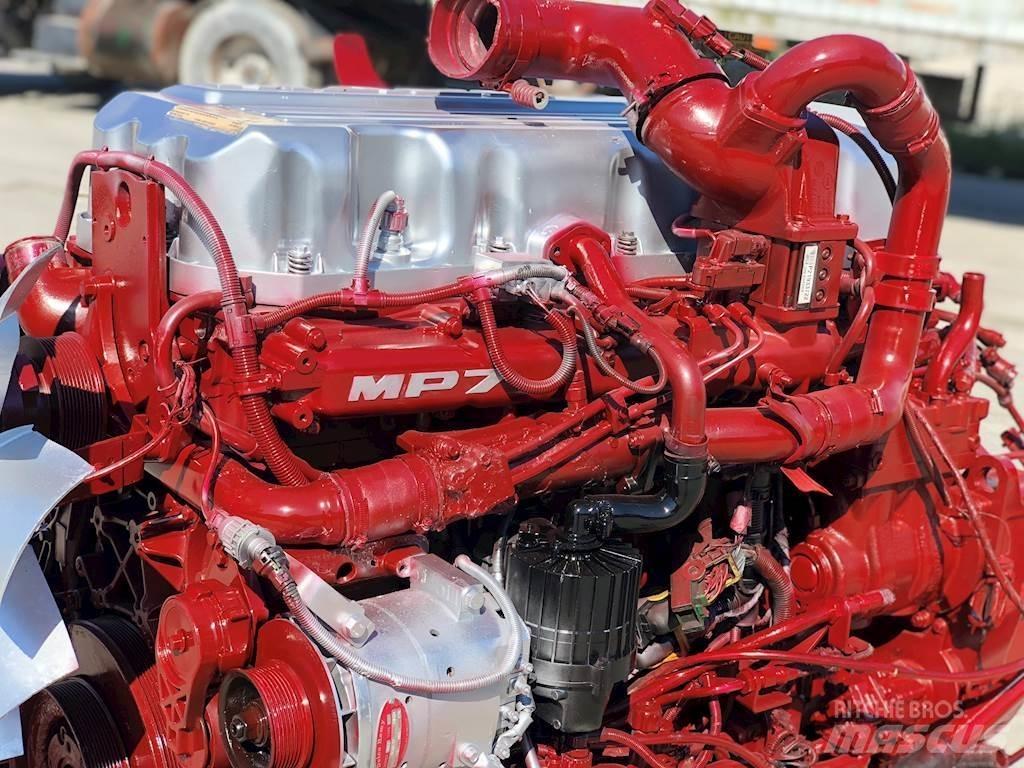 Mack MP7 Motory