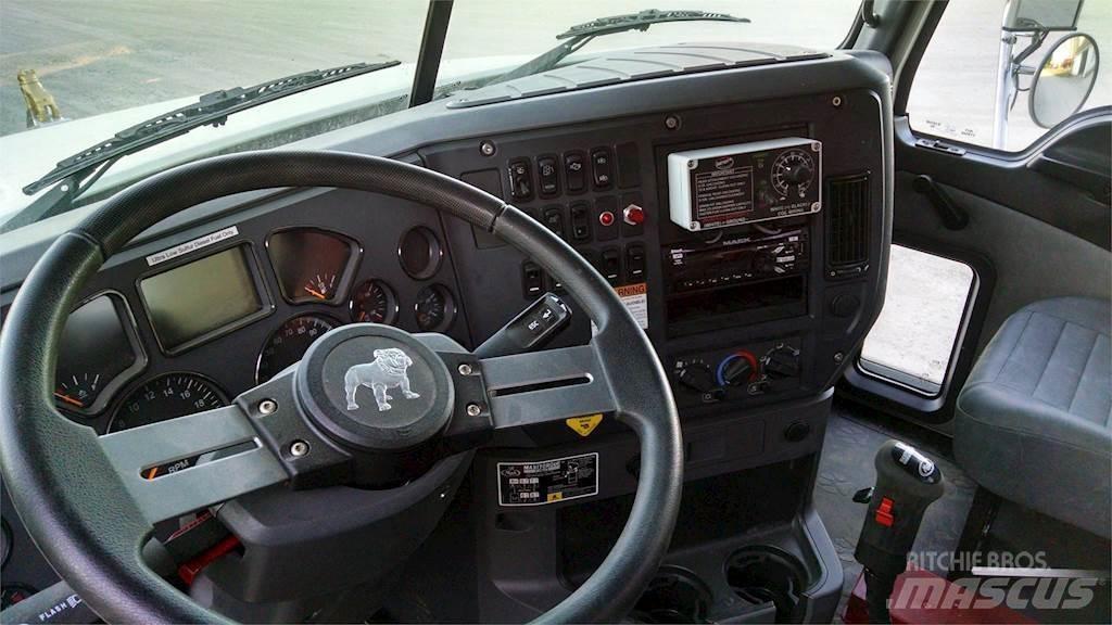 Meyer 9516 Rozmetadlá maštaľného hnoja