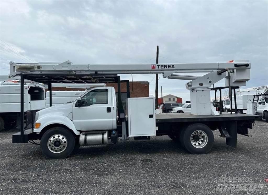 Terex XT60 Autoplošiny