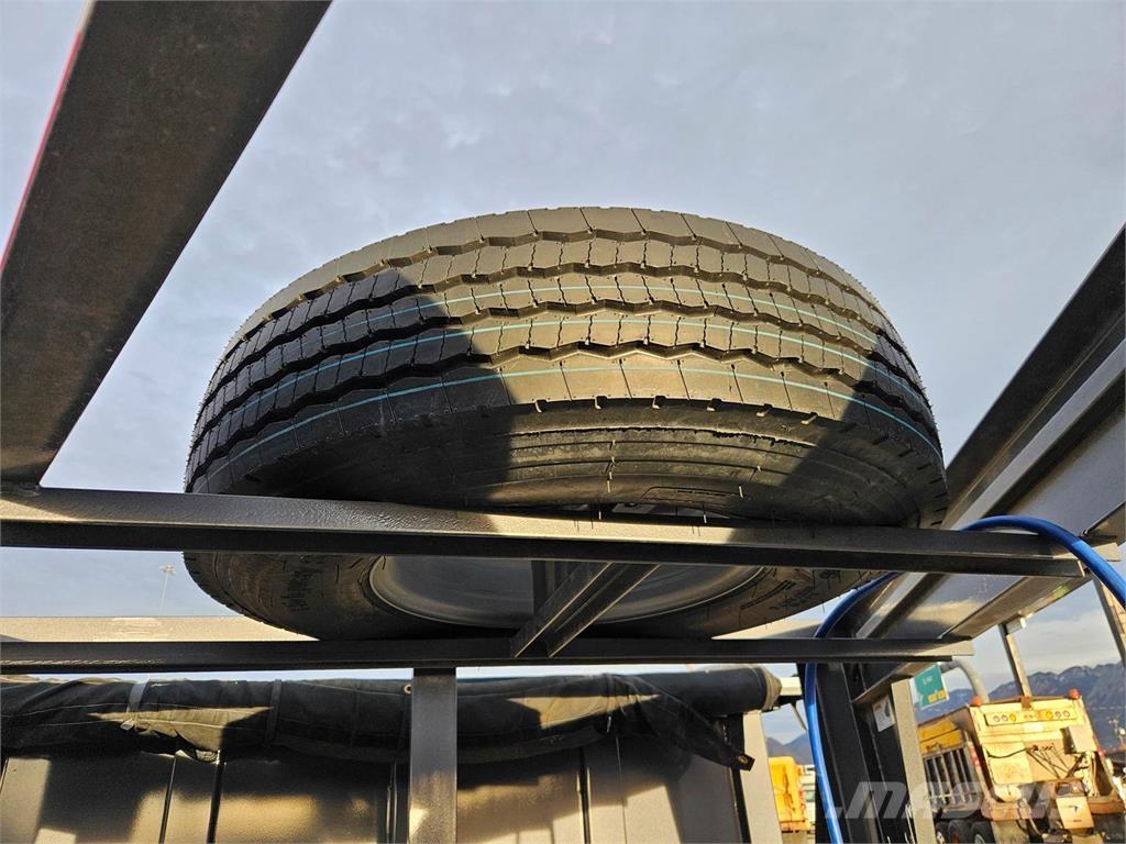 Titan  Vyklápacie prívesy