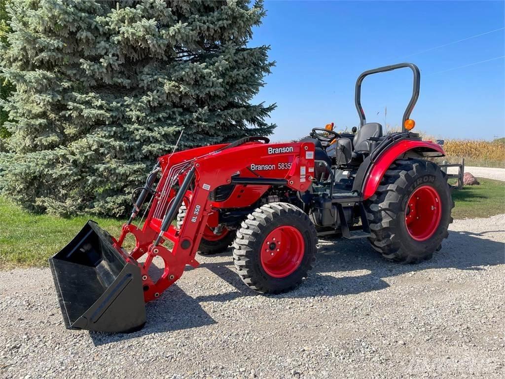 TYM 5835R Traktory