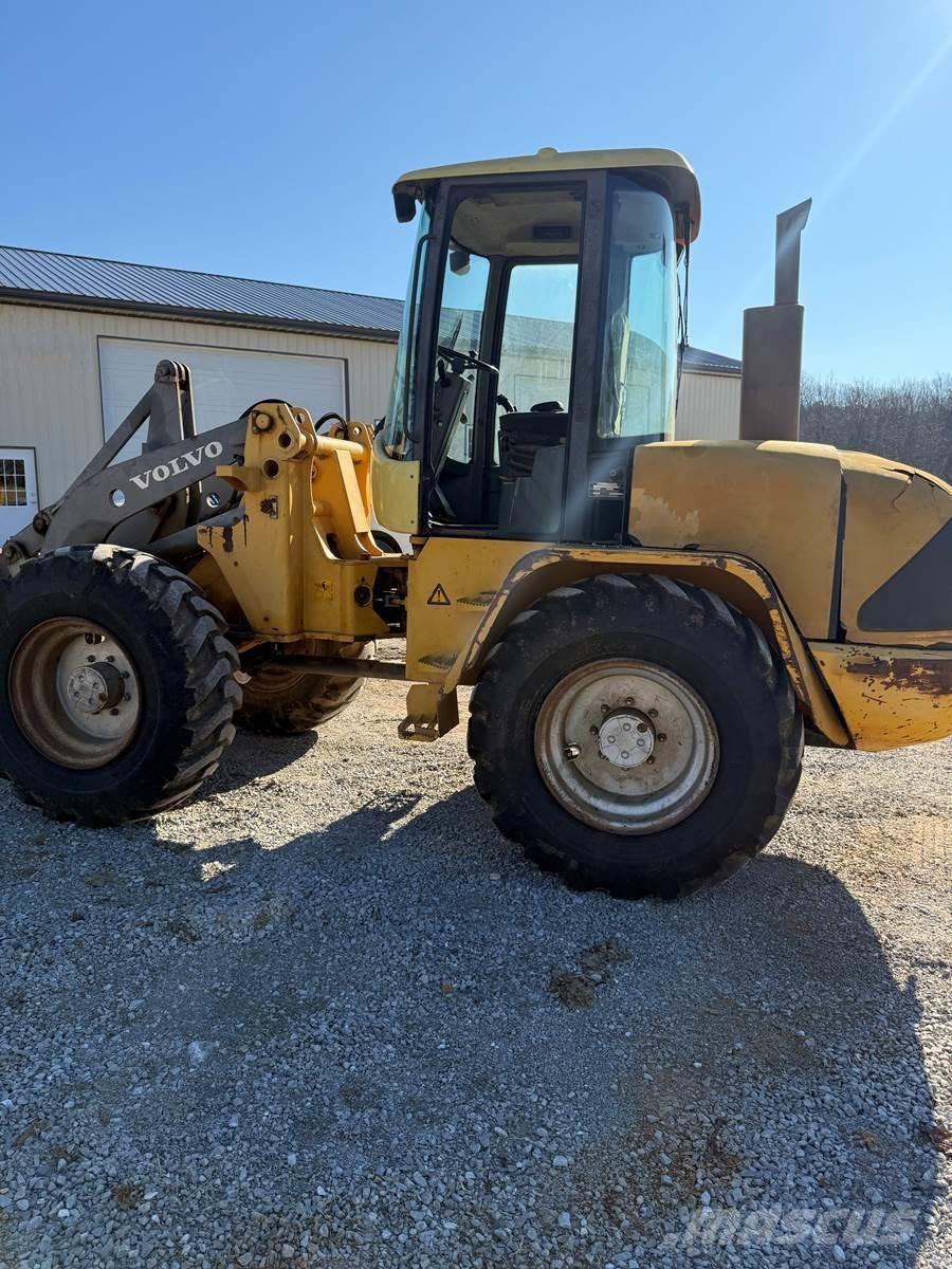 Volvo L45 Kolesové nakladače