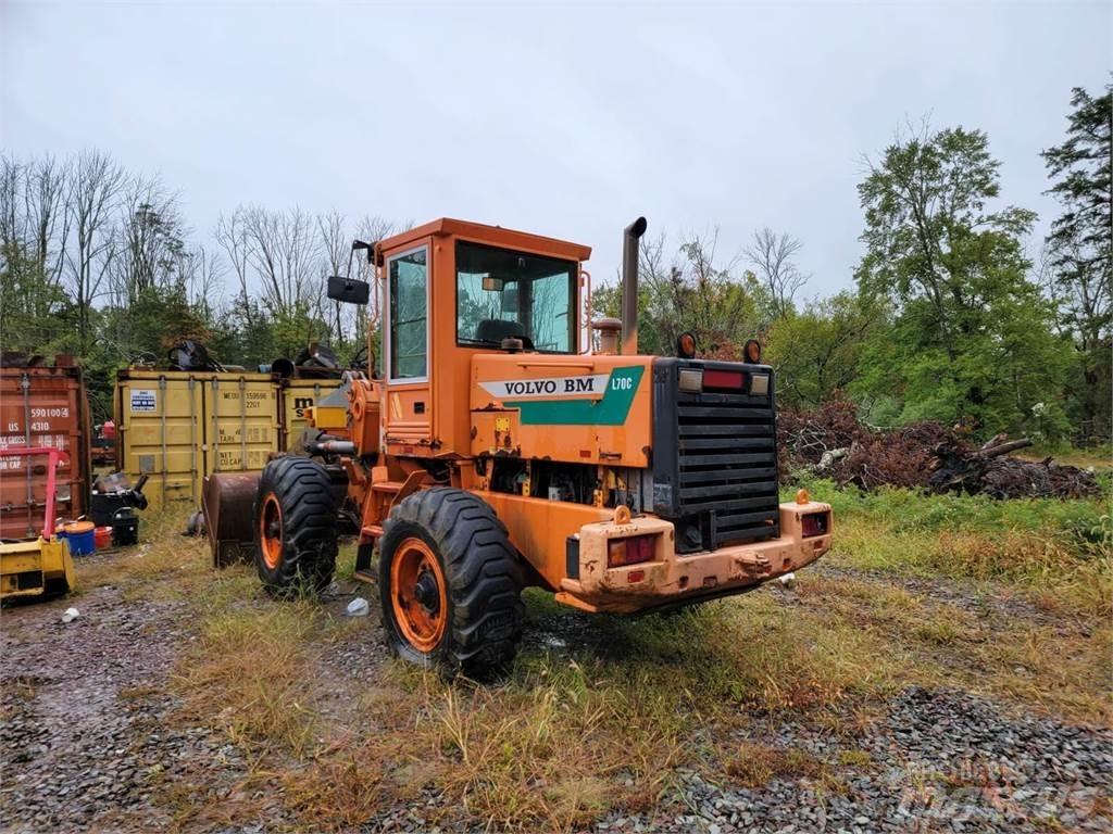 Volvo L70C Kolesové nakladače