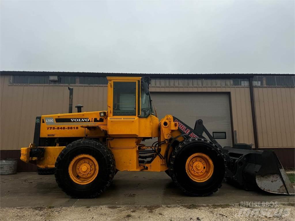 Volvo L70C Kolesové nakladače