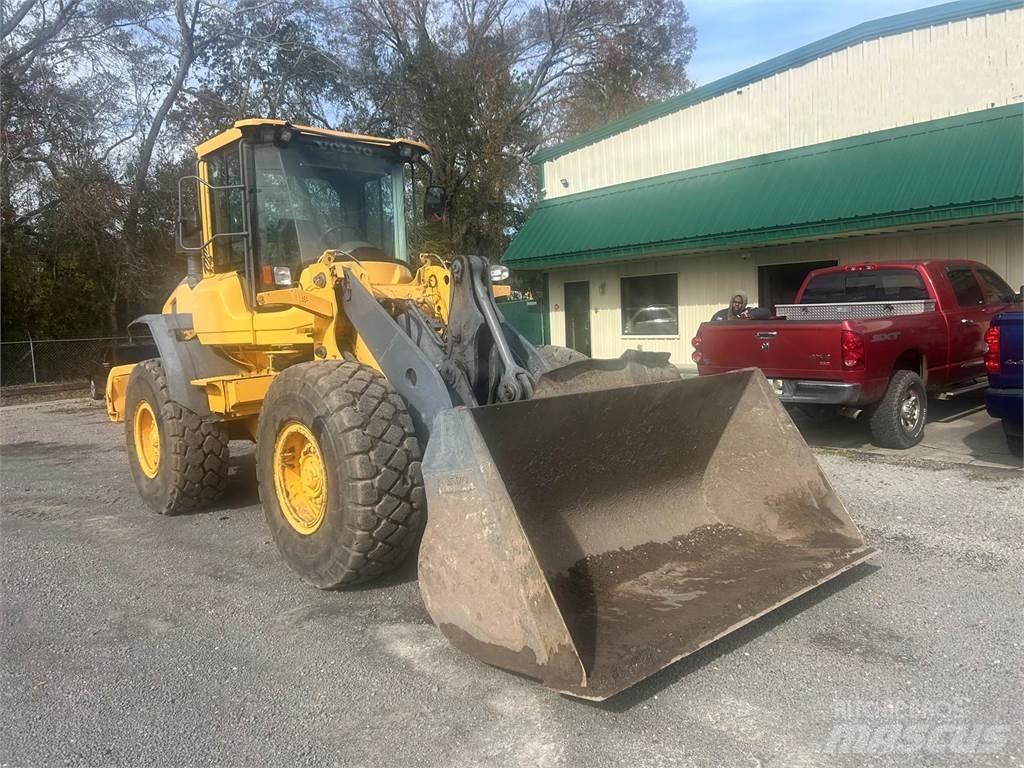 Volvo L70G Kolesové nakladače