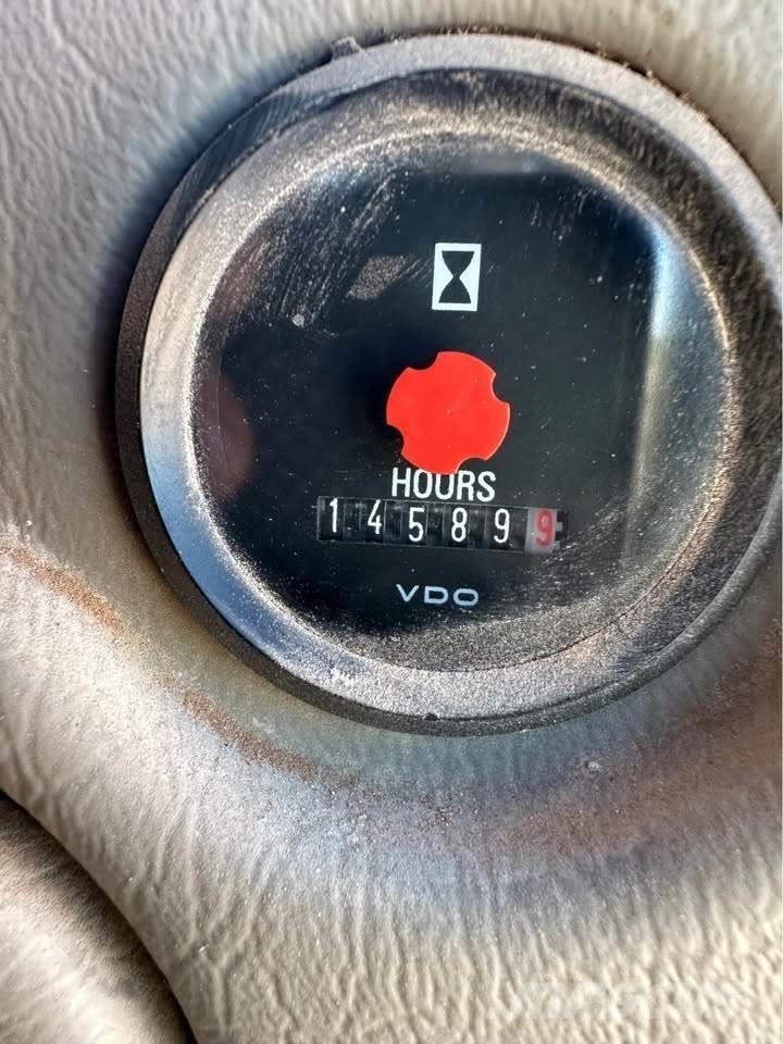 Volvo L90F Kolesové nakladače