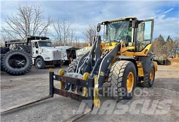 Volvo L90G Kolesové nakladače