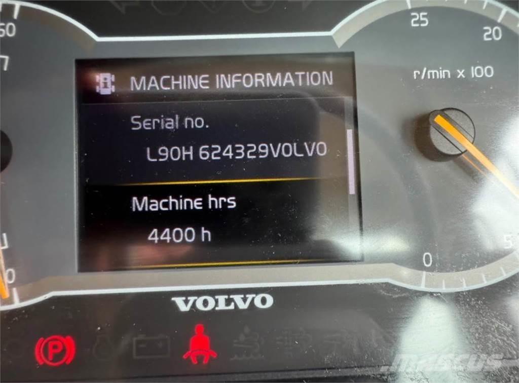 Volvo L90H Kolesové nakladače