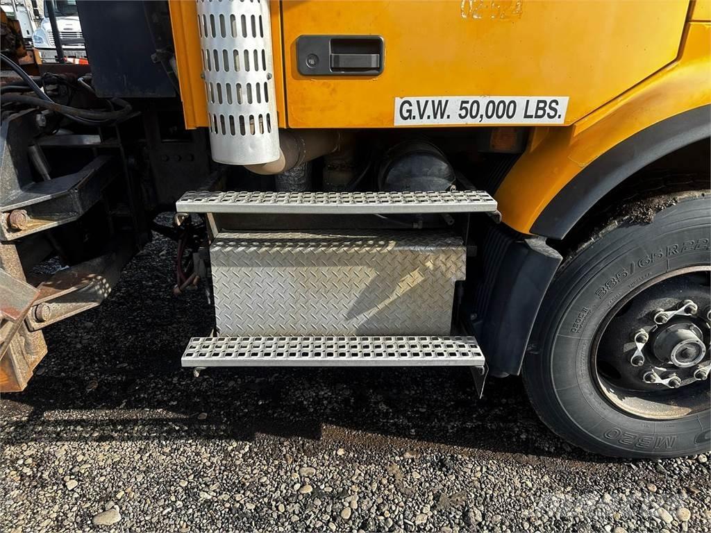 Volvo VHD Snežné pluhy, predné snežné radlice