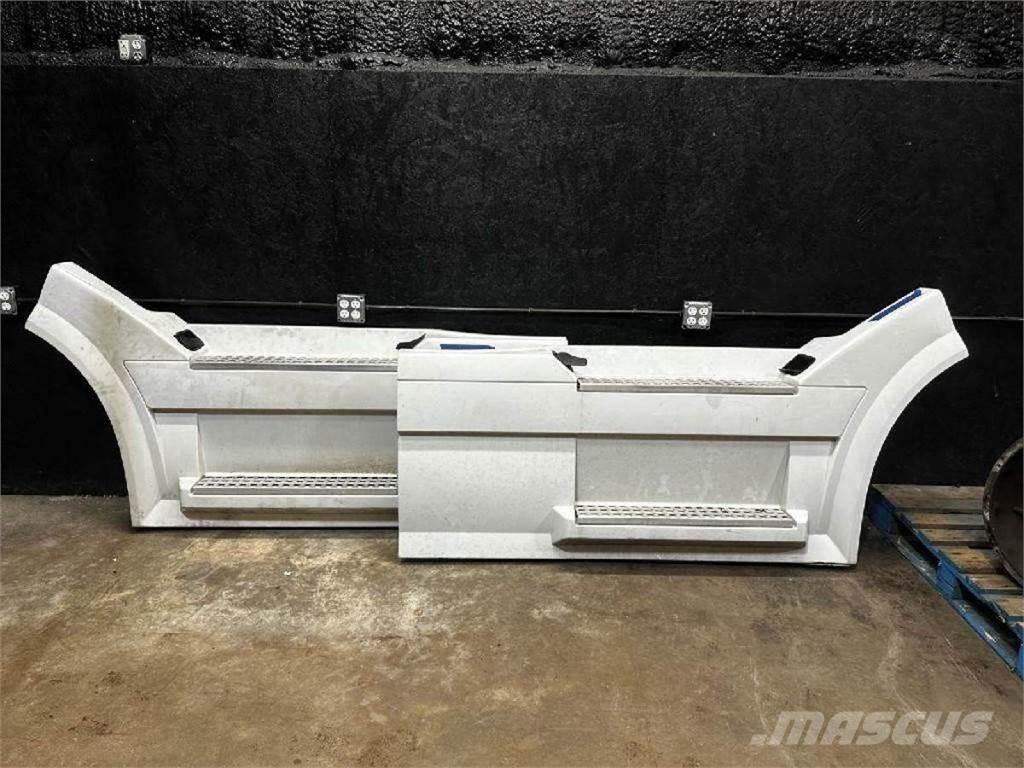 Volvo VNL Stavebníctvo - ostatné