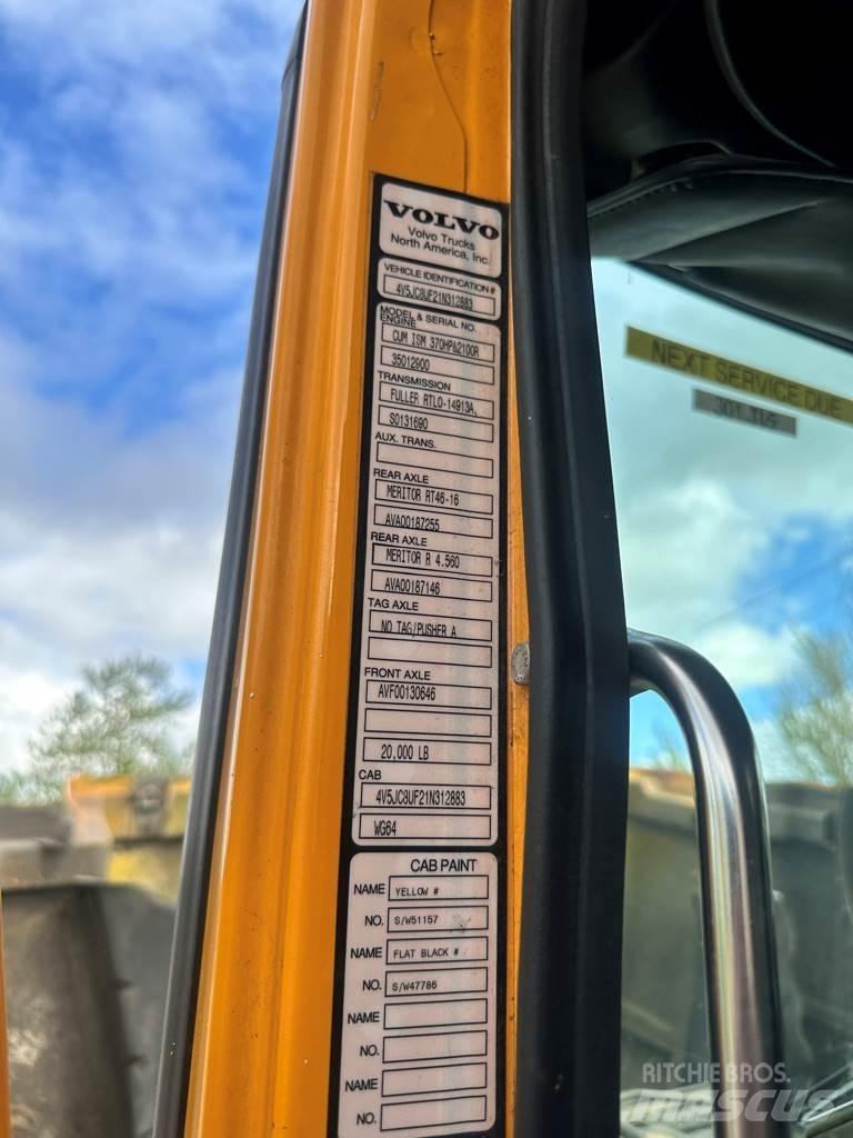 Volvo WG64 Sklápače