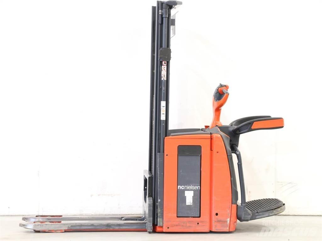 Linde D12AP/1173-01 Ručne vedené vysokozdvižné vozíky