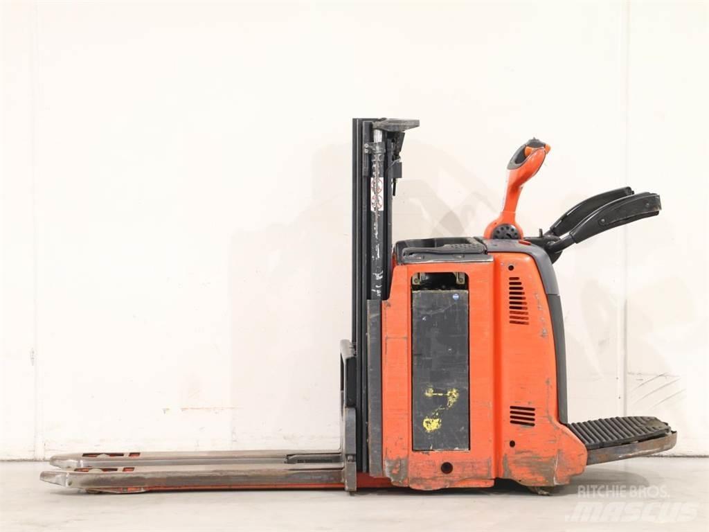 Linde D12AP/133-00 Ručne vedené vysokozdvižné vozíky
