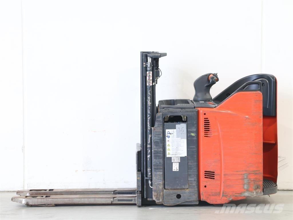 Linde D12SP/133 Ručne vedené vysokozdvižné vozíky