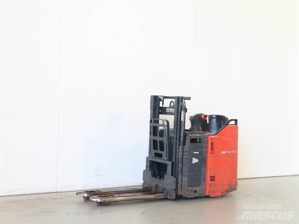 Linde D12SP/133 Ručne vedené vysokozdvižné vozíky