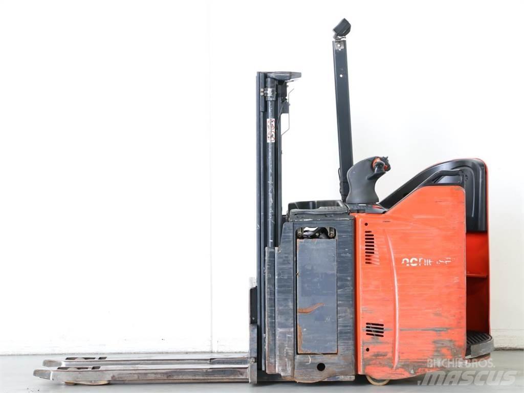 Linde D12SP/133 Ručne vedené vysokozdvižné vozíky