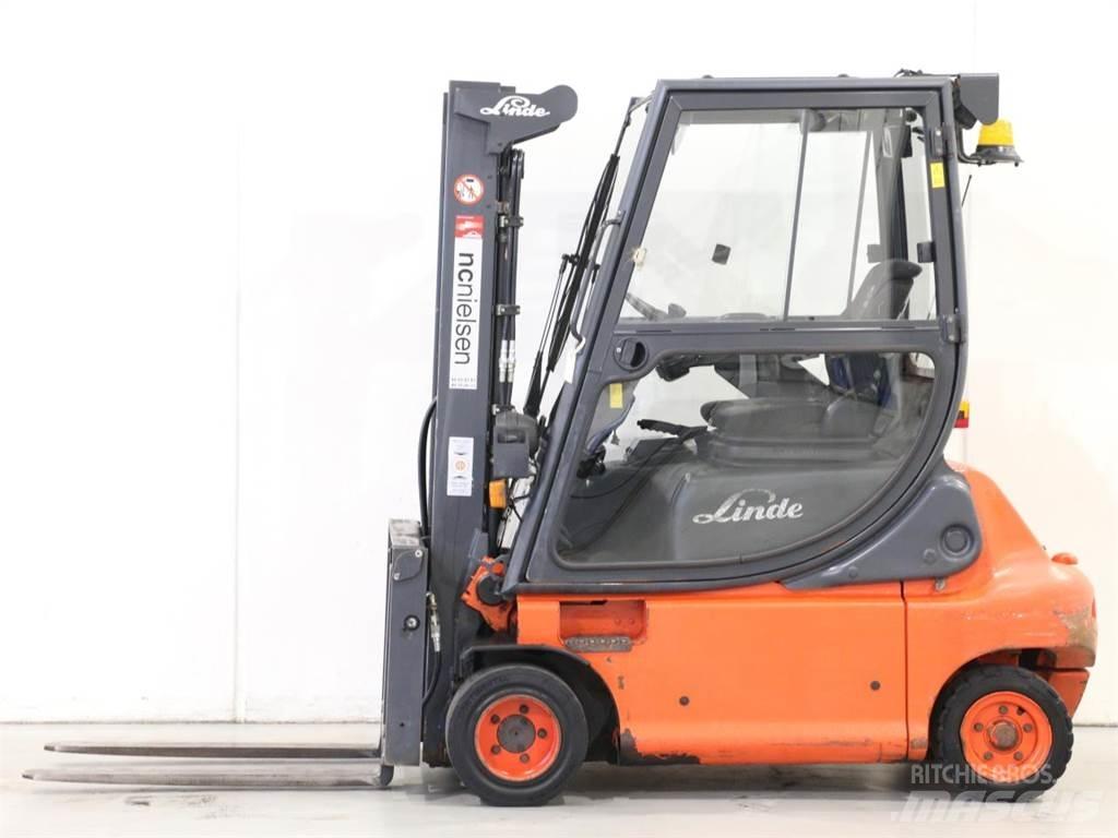 Linde E20P/335-02 Akumulátorové vozíky