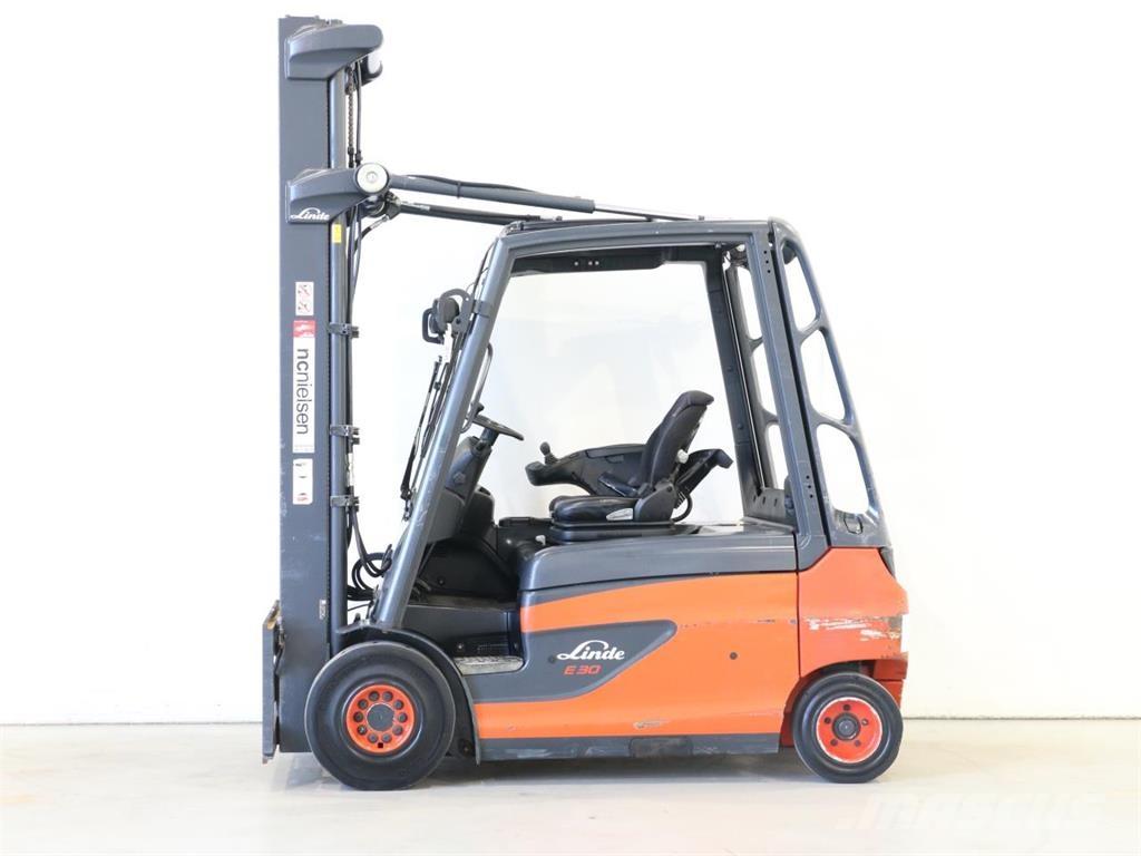 Linde E30L/387 Akumulátorové vozíky