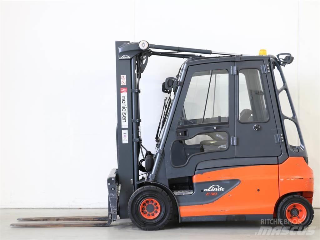 Linde E30L/387 Akumulátorové vozíky