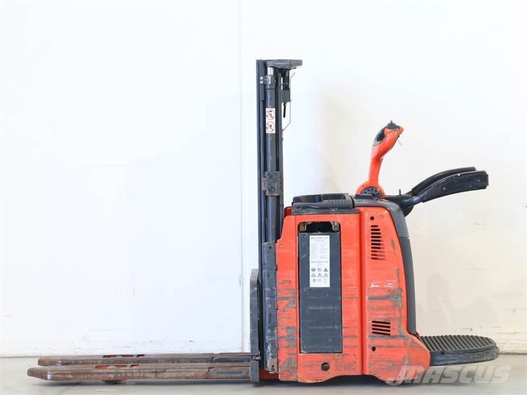 Linde L12AP/133 Ručne vedené vysokozdvižné vozíky