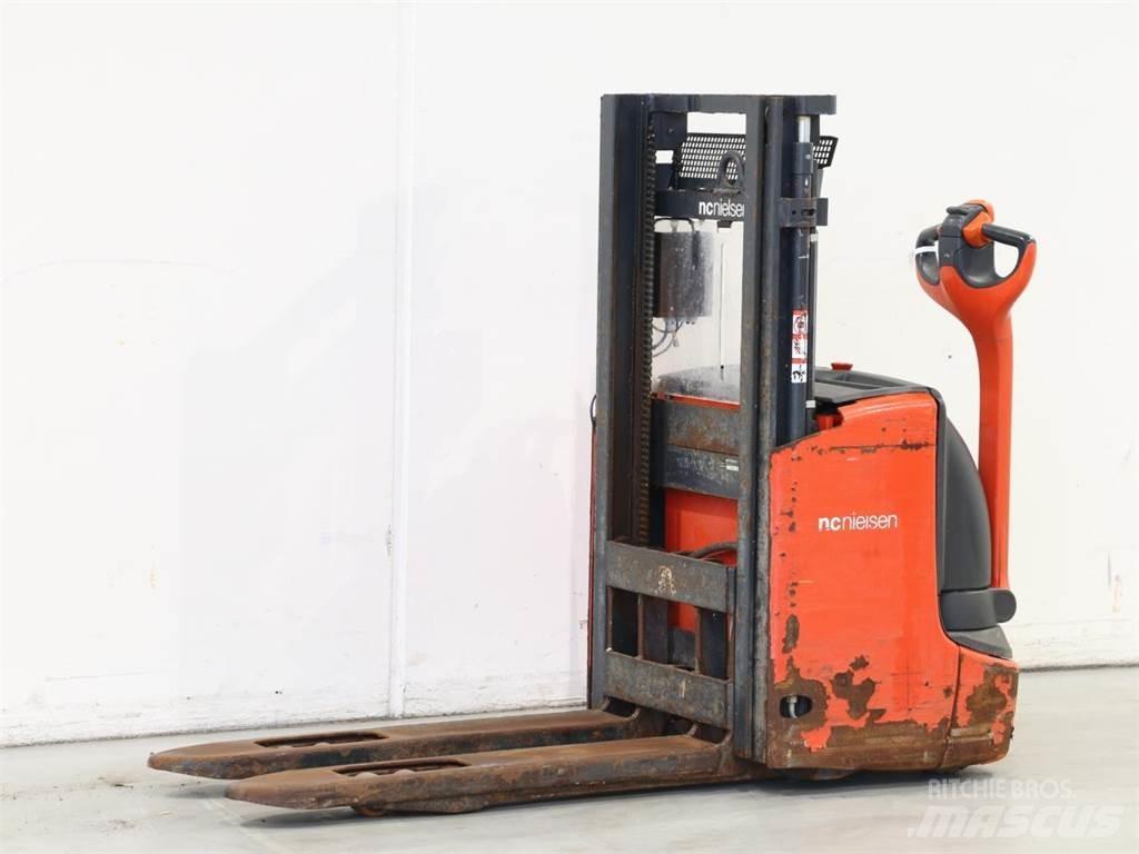 Linde L12I/1172 Ručne vedené vysokozdvižné vozíky