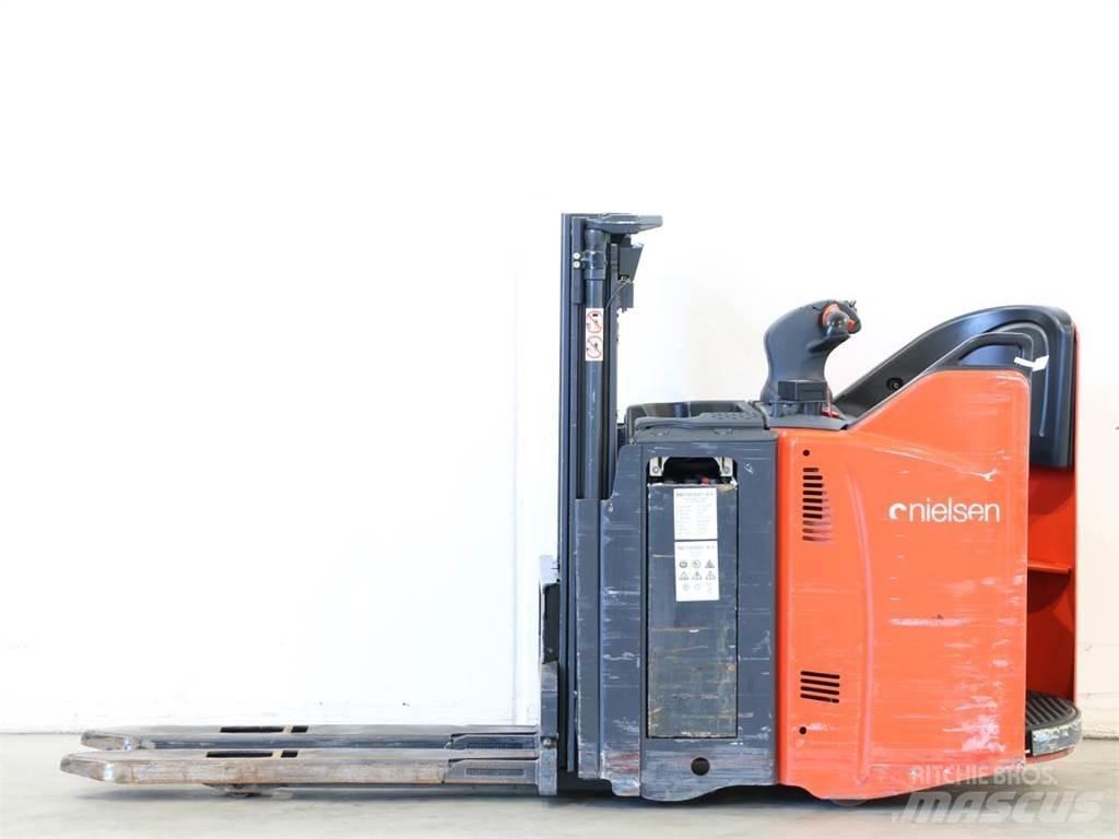 Linde L12SP/133-00 Ručne vedené vysokozdvižné vozíky